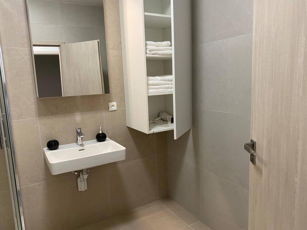 Apartament Perla Hradce Hradec Králové Zewnętrze zdjęcie